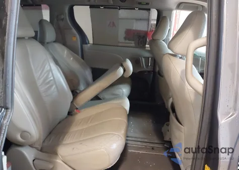 2011 Toyota Sienna Xle V6 из США, поврежденный, VIN 5TDYK3DC9BS089165